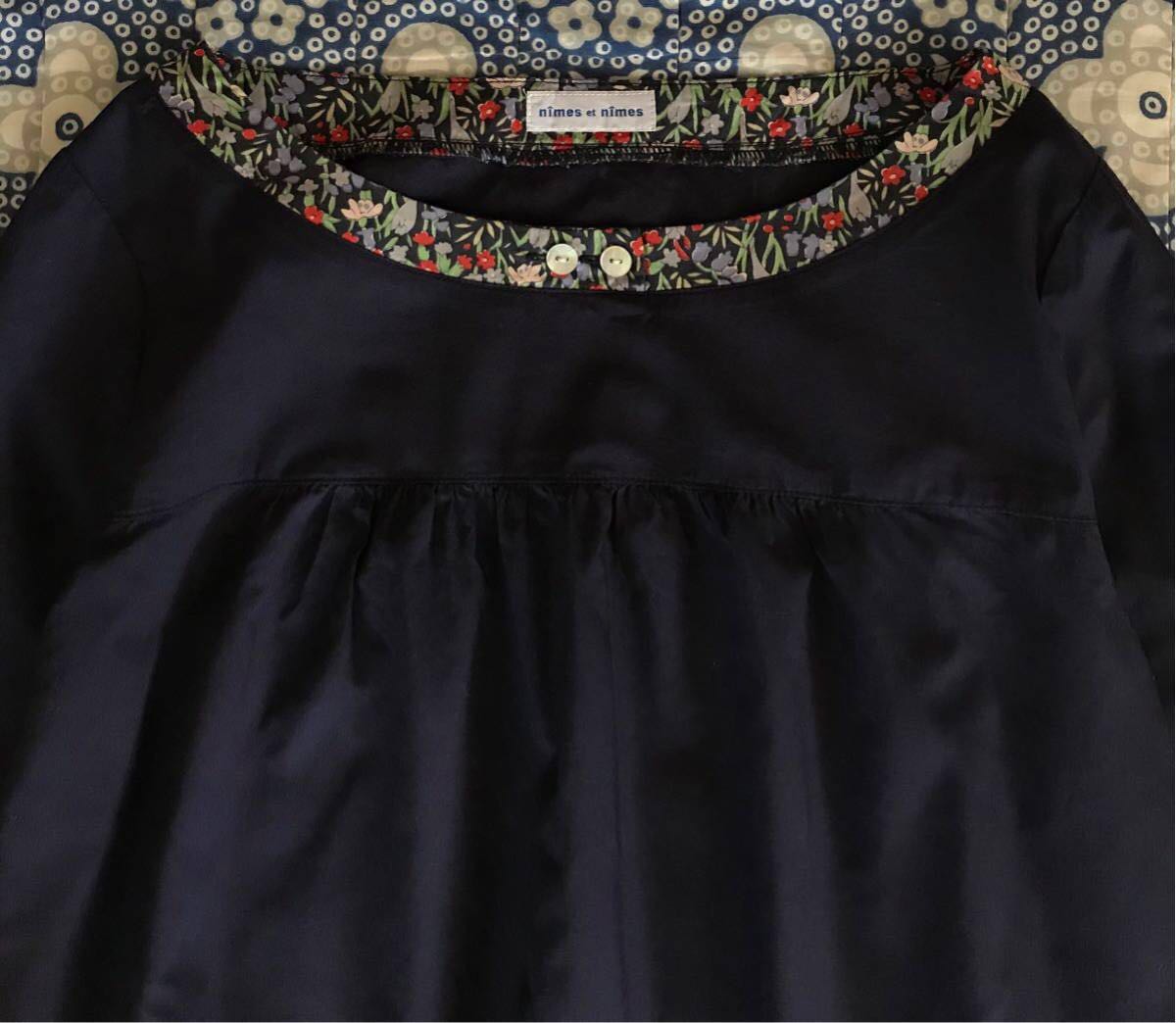 大人気，人気SALE ニームエニーム 花柄 ワンピース 紺 八分袖 Nimes et Nimes 膝丈 訳あり(ニーム)｜売買されたオークション情報、yahooの商品情報をアーカイブ公開 - オークファン ニーム