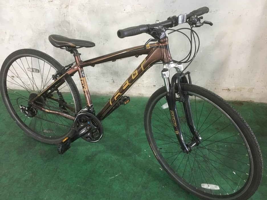 QX Series | 美品 FELT QX70 フェルト 700×38C クロスバイク 自転車 