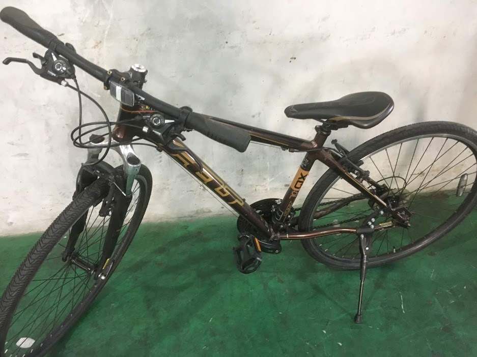 QX Series | 美品 FELT QX70 フェルト 700×38C クロスバイク 自転車 