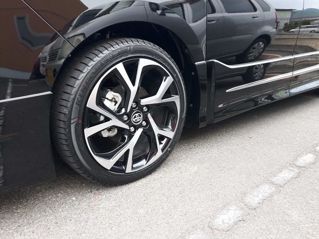 80系ヴォクシー　ZS　ホイール・タイヤセット　18インチ（CH-R純正ホイール・タイヤセット）新品　 ＊本州送料込￥89800_2