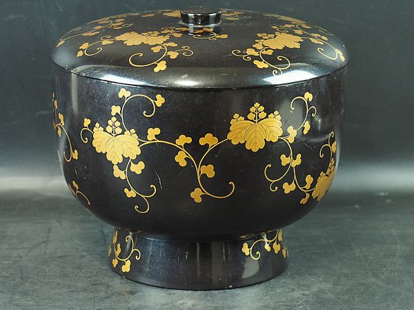 江戸期 金蒔絵 花図蓋物 時代漆器 AF4181 ゆうパック全国一律800円