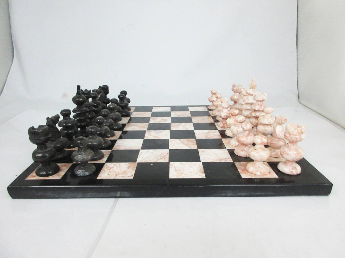 格安，SALE チェス 石製駒&times;石製盤 重厚 ボードゲーム ボード2㎏以上 ヴィンテージ/アンティーク 大理石 オニキス 現状品(チェス)｜売買されたオークション情報、yahooの商品情報をアーカイブ公開 - チェス