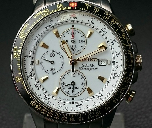 希少金　SEIKO セイコー V172-0AC0 ソーラー クロノグラフ　時計 SEIKO セイコー ソーラー クロノグラフ V172-0AC0 ホワイト文字盤