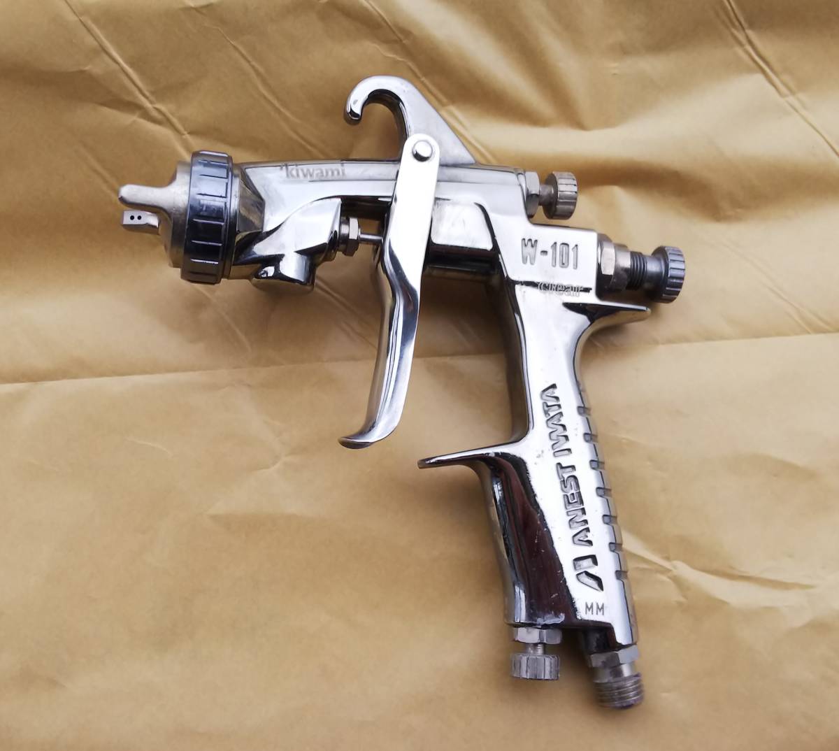 100%新品】 ☆アネスト岩田 スプレーガン Kiwami W-101 B8 ☆