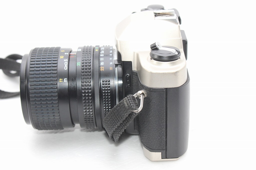 人気のフィルム一眼レフ Nikon ニコン FM10 35-70mm F3.5-4.8