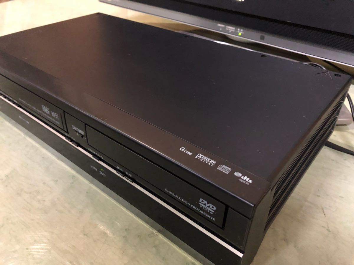 美品 動作品 東芝 ビデオDVD一体型 SD-V800 ビデオデッキ DVDデッキ |