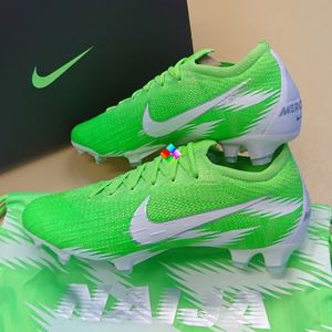 ナイキ nikeidのYahoo!オークション(旧ヤフオク!)の相場・価格を見る