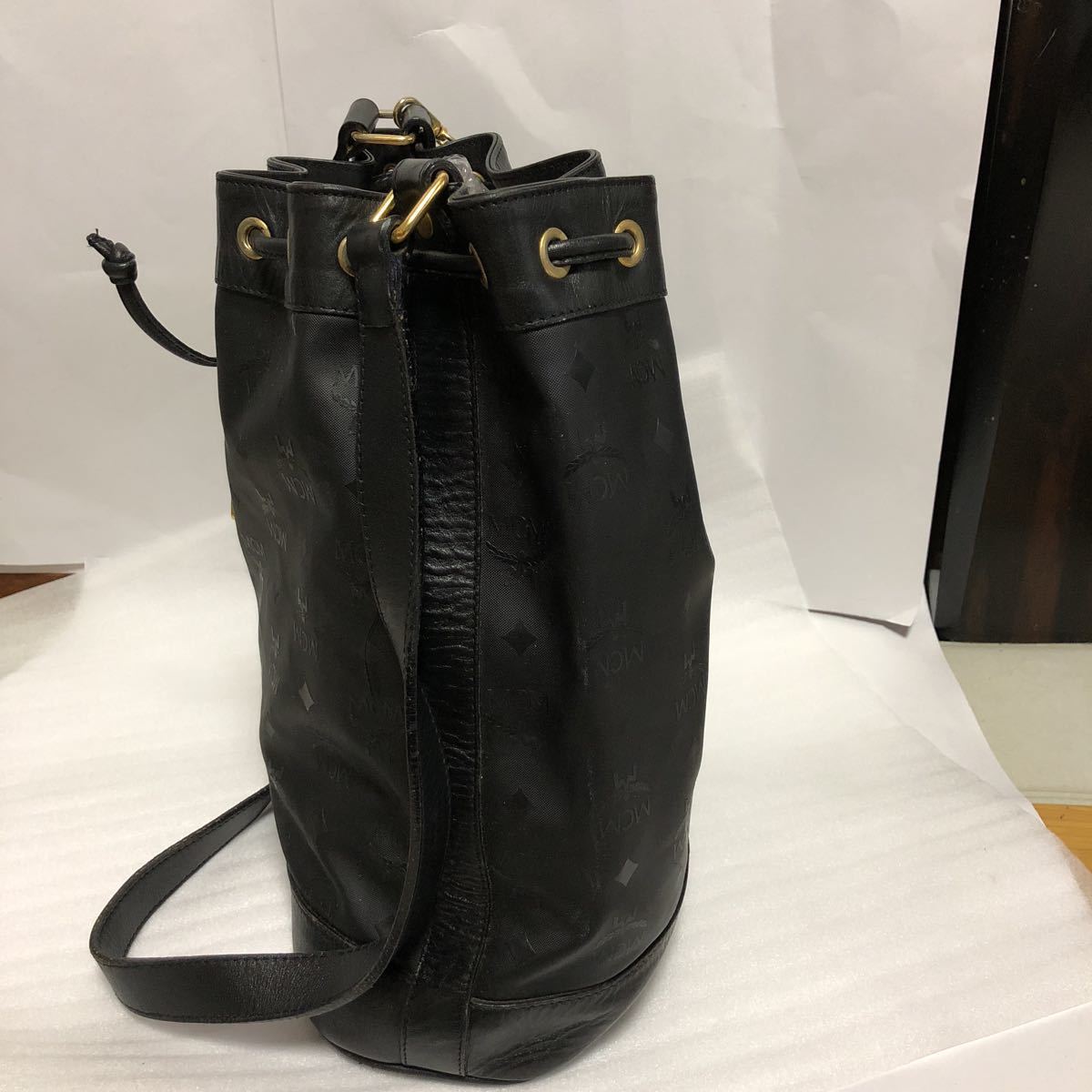 MCM 巾着 ショルダーバック バック バッグ カバン 斜めがけ ロゴ 1円 