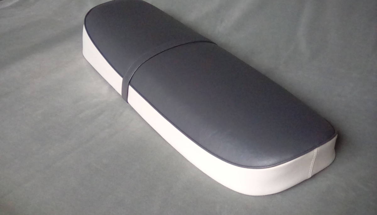 Rabbit S301用のダブルシートです ラビットS301用ダブルシート(ダークグレー/オフホワイト)](シート