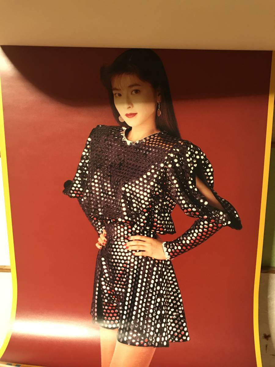 森高千里カレンダー 1992 送料無料(森高千里)｜売買されたオークション