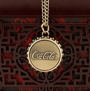 コカ・コーラ 時計のYahoo!オークション(旧ヤフオク!)の相場・価格を