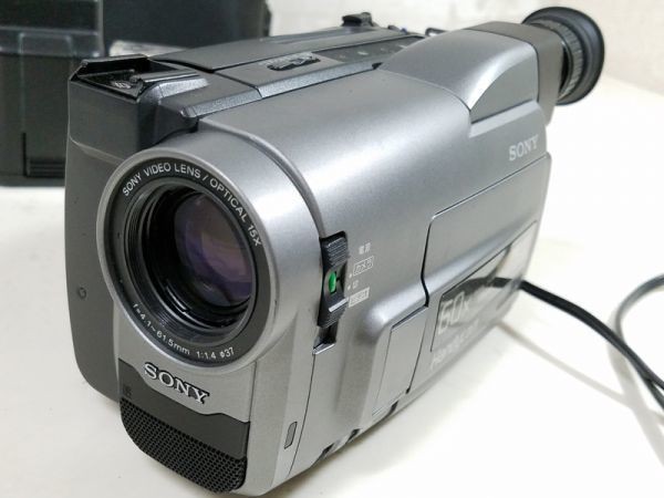 j□SONY 8mmビデオカメラ CCD-TRV513K□アダプター バッテリー ケース