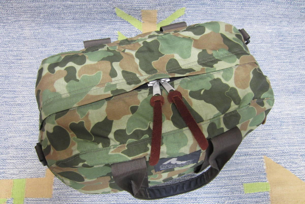 グレゴリー GREGORY デイパック バックパック カモフラ柄 GREGORY（旧タグ） リュック | 迷彩 カモフラージュ柄 カモフラ CAMO USA製”GREGORY(グレゴリー)ウッドランド 迷彩&frasl;カモフラ デイアンドハーフ「廃版・希少・レア」 カモフラ+ブラック