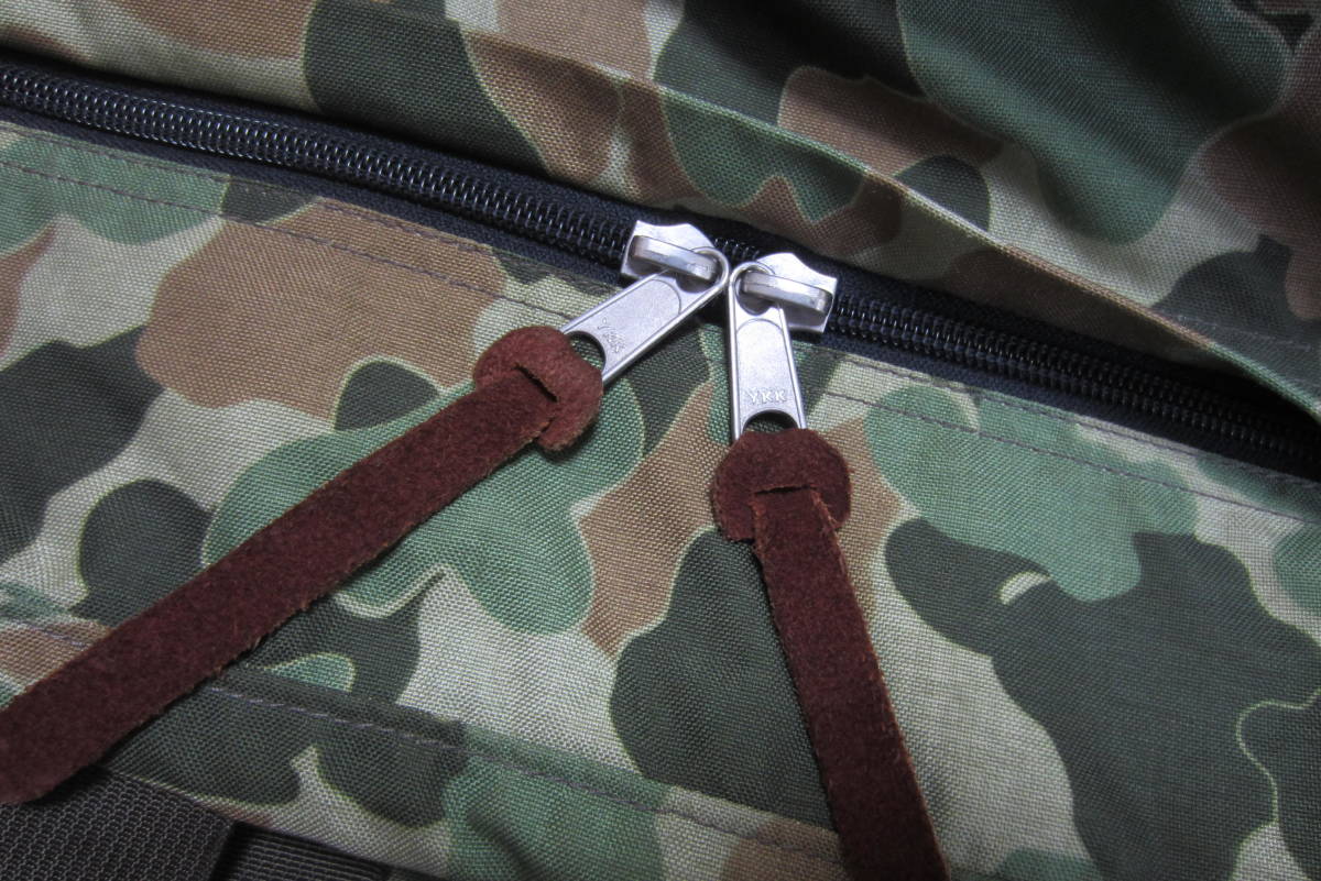 グレゴリー GREGORY デイパック バックパック カモフラ柄 GREGORY（旧タグ） リュック | 迷彩 カモフラージュ柄 カモフラ CAMO USA製”GREGORY(グレゴリー)ウッドランド 迷彩&frasl;カモフラ デイアンドハーフ「廃版・希少・レア」 カモフラ+ブラック