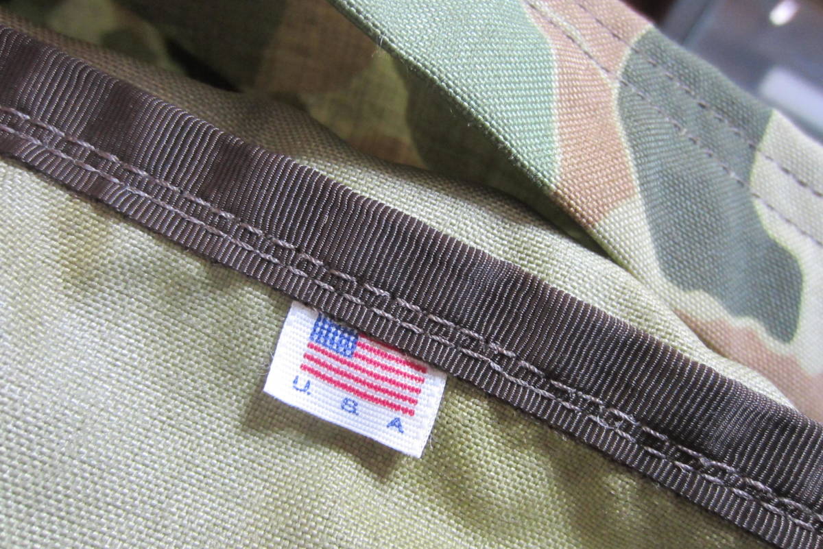 グレゴリー GREGORY デイパック バックパック カモフラ柄 GREGORY（旧タグ） リュック | 迷彩 カモフラージュ柄 カモフラ CAMO USA製”GREGORY(グレゴリー)ウッドランド 迷彩&frasl;カモフラ デイアンドハーフ「廃版・希少・レア」 カモフラ+ブラック