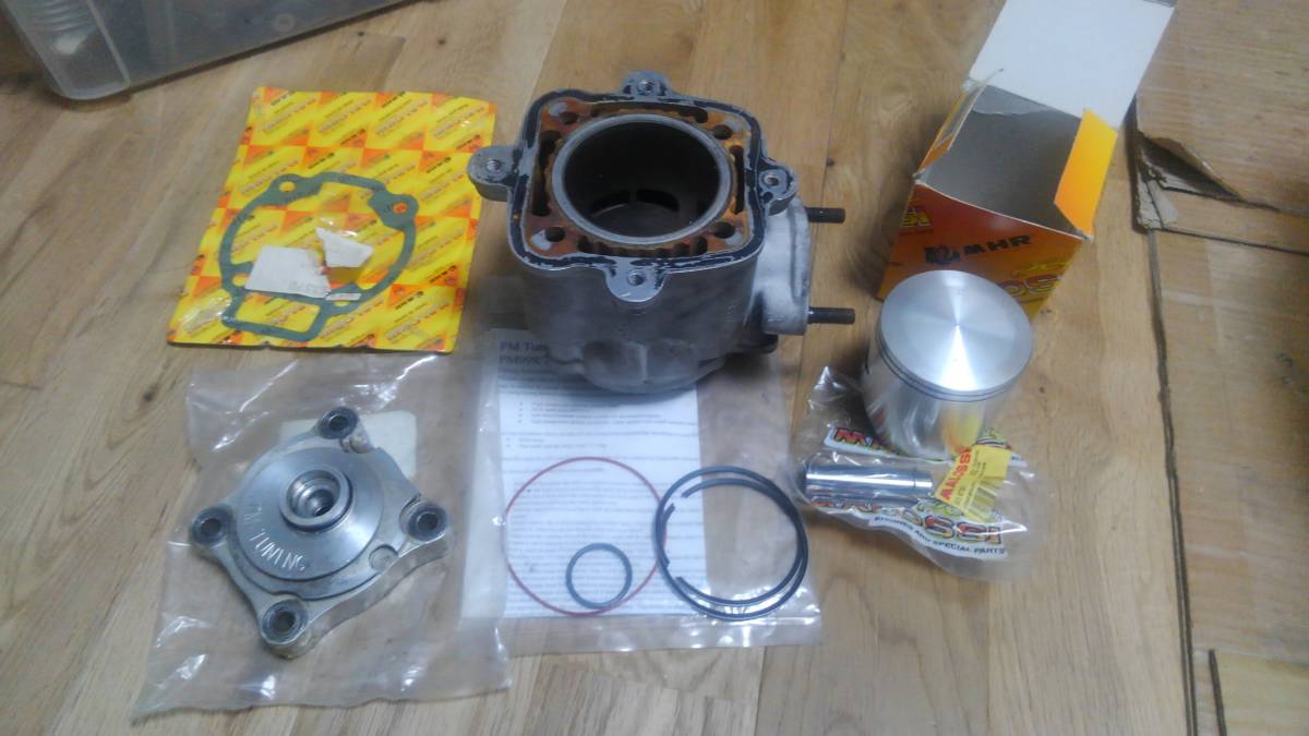 【サイズ参考に^_^】こちらは購入できません Piaggio 0 Cylinder Malossi Gilera LC - MALOSSI Runner Maxi 2