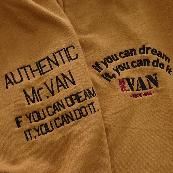 新品 ミスターヴァン 刺繍プリントハーフジップ長袖カットソーM黄★I47132 MR.VAN メンズ ロングTシャツ 石津謙介 ワッペン装飾 ミスターヴァン mr．van（トップス｜メンズファッション）の通販 SALEセール アウトレット 2025モデル ZIP