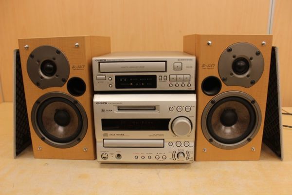 オーディオ機器 ONKYO FR-X7 CD/MDコンポ ＋ D-SX7 スピーカーセット