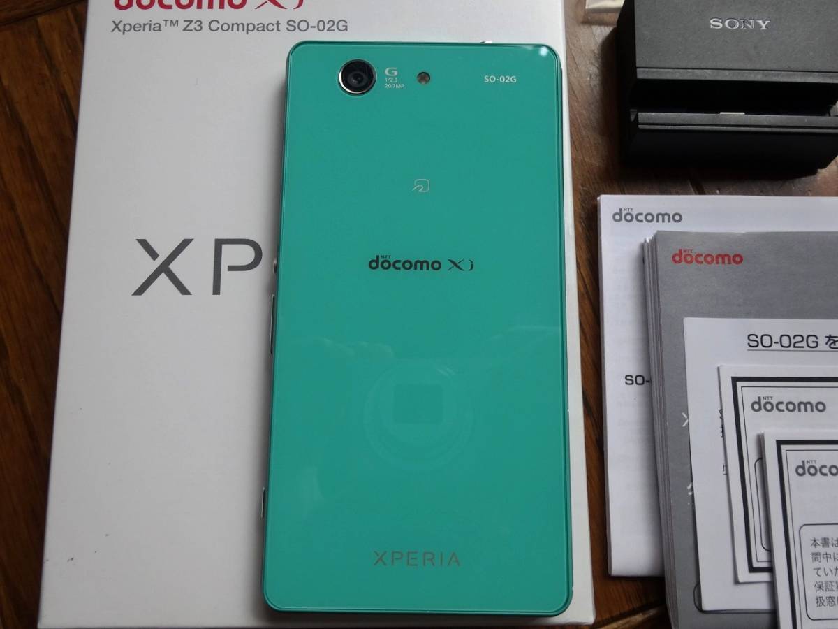 ☆ソニー Sony Xperia Z3 Compact SO-02G グリーン 【公式通販】