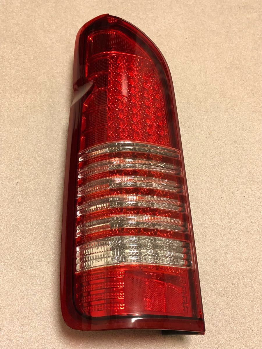 車 球切れ無し ステラファイブ 200 ハイエース LED テール