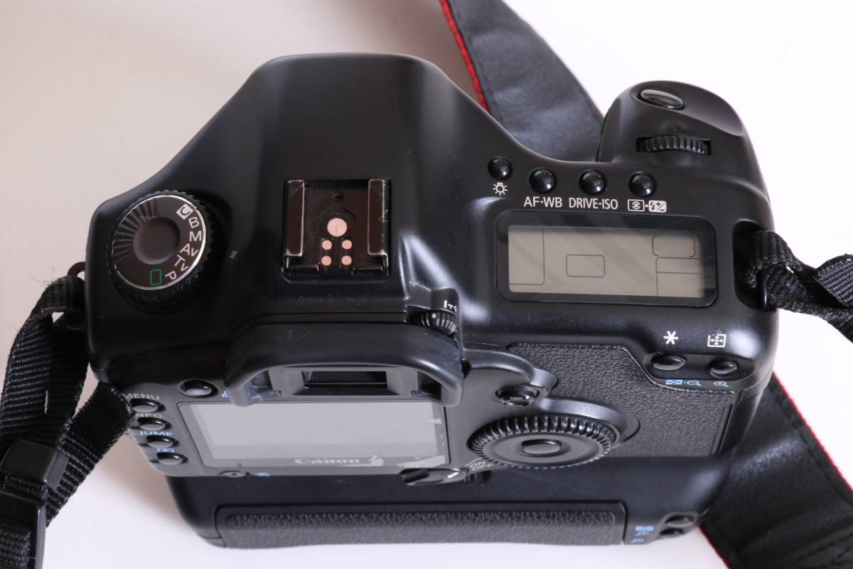 Canon キヤノン EOS 5D　ボディ + バッテリーグリップ　BG-E4 + 純正充電器 + 純正バッテリー2個付き　中古品 キャノン_8