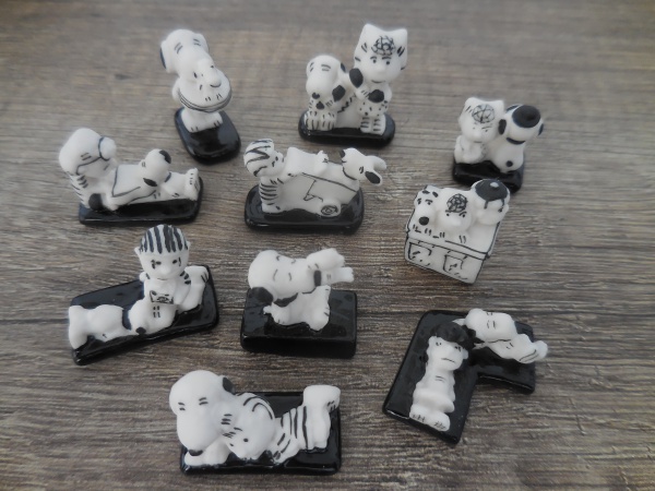 ピーナッツ スヌーピー フェーブ フランス 10体セット フランス☆【スヌーピー SNOOPY ET FRIENDS 10個セット】フェーヴ