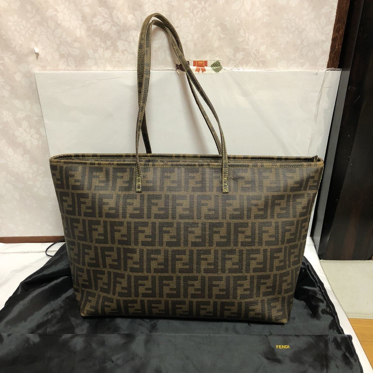 フェンディ FENDI FF ズッカ ロゴ トートバッグ バッグ カバン 保存袋 