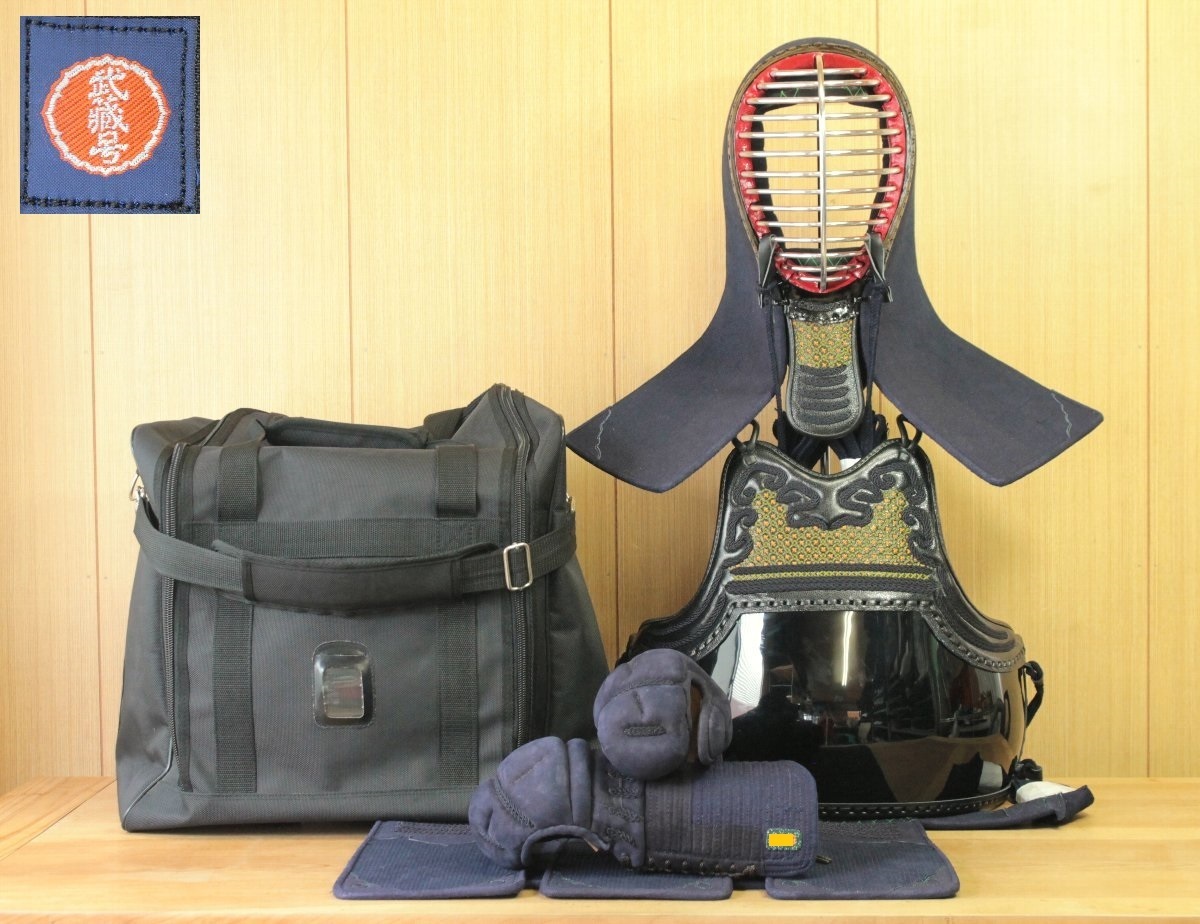 セール，高品質 h5110 防具一式 3.5mmミシン刺 頭の小さい中学生や女子など 武蔵号 内輪着脱式 まだまだ良好 剣道(防具セット)｜売買されたオークション情報、yahooの商品情報をアーカイブ公開 - オークファン 防具セット
