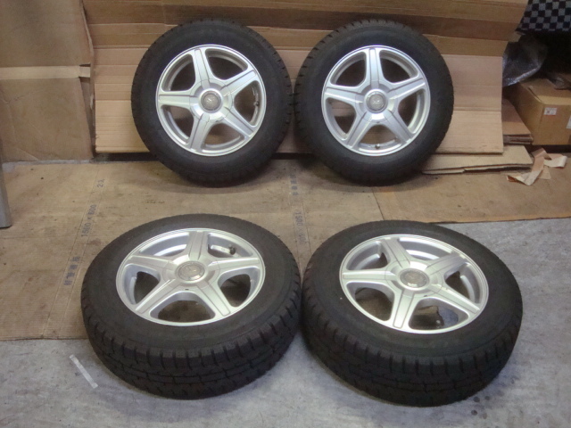 □イボ残有！バリ山□4H マルチ□Blows□175/65R14 スタッドレス
