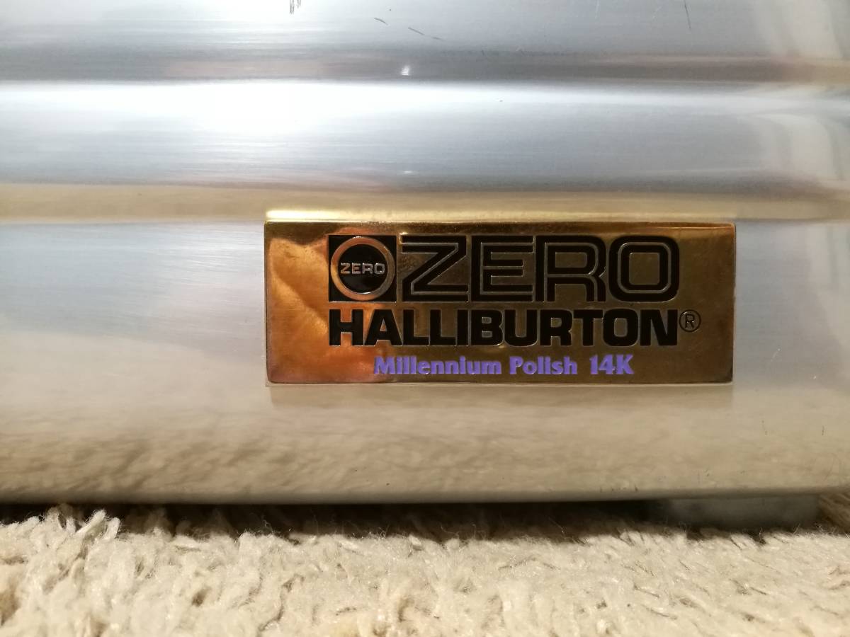 ZERO | Aluminum ゼロハリバートン HALLIBURTON アタッシュケース 