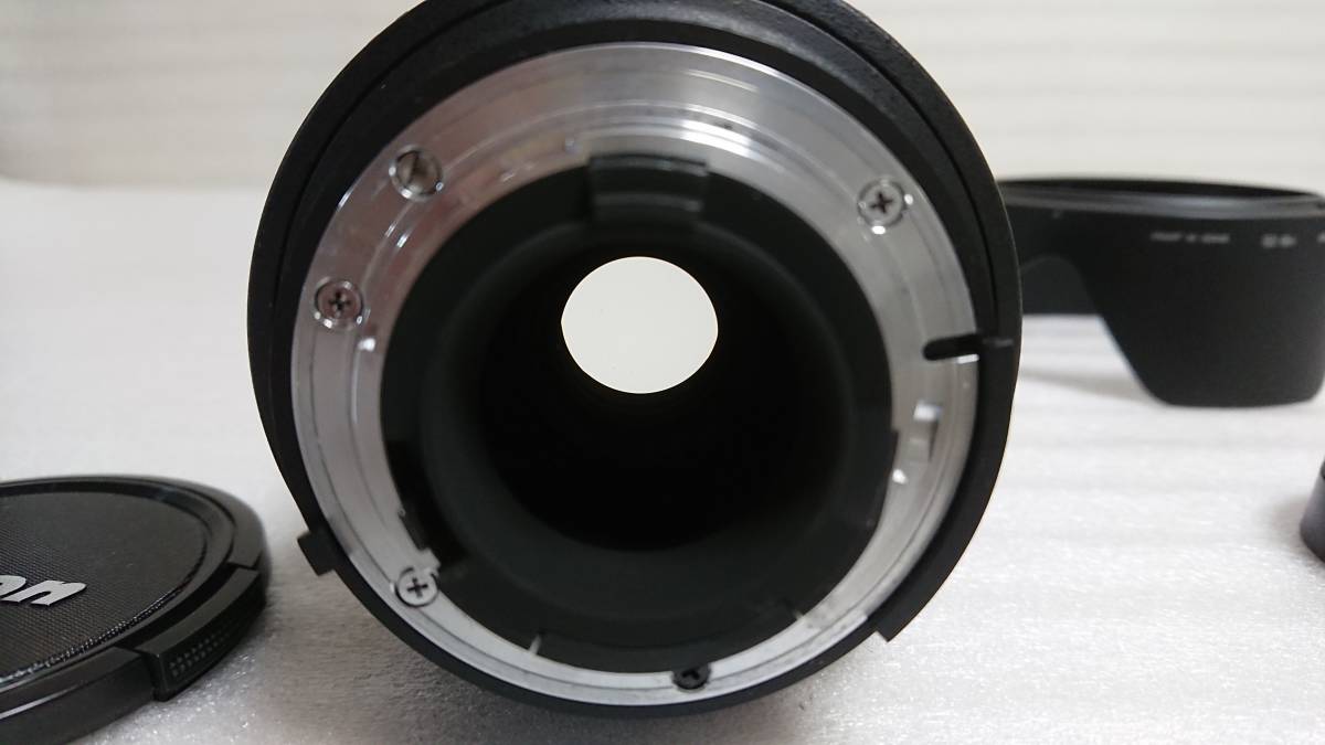 Nikon AF NIKKOR 24-84mm 1:2.8-4 D 