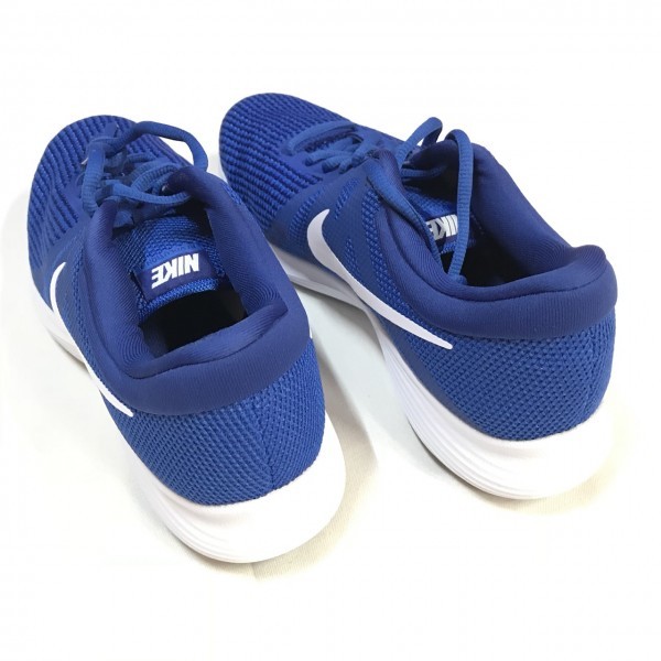 Nike ナイキ Revolution 4 レボリューション メンズ ローカット スニーカー 青白 26 0 26 0cm 売買されたオークション情報 Yahooの商品情報をアーカイブ公開 オークファン Aucfan Com