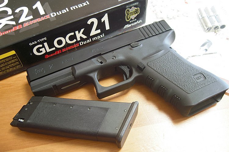 【赤字超特価，最新作】 マルシン GLOCK 21 ガスブローバック 予備カート付き グロック G21 DUAL MAXI 8mmBB弾(ガスガン)｜売買されたオークション情報、yahooの商品情報をアーカイブ公開 - オークファン ガスガン