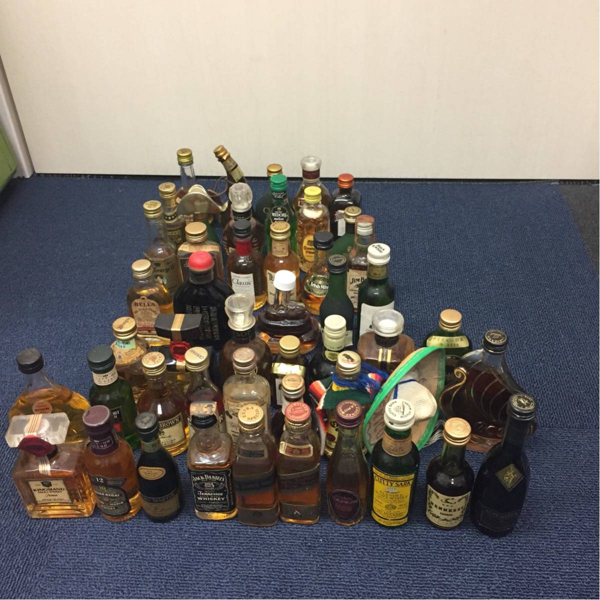 19062 REMY MARTIN /CAMUS/CHIVAS/Johnnie walker/HENNESY/CUTTY SARK