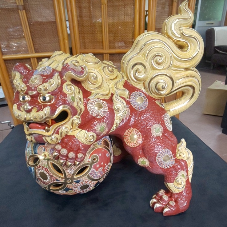庵】美品 九谷焼 特大16号 九谷焼 魔除けの象徴の獅子 狛犬 伝統工芸