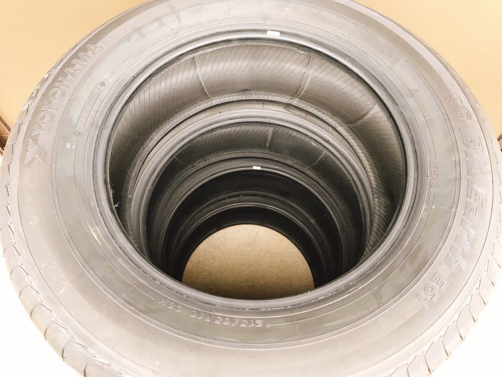 ヨコハマ ブルーアース 16インチ タイヤ 4本セット アルファード 30系 新車外し YOKOHAMA BluEarth E51A 215/65 R16 ヴェルファイア_4