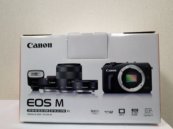 送料無料☆Canon☆EOS M☆ミラーレス一眼☆レンズキット☆箱あり