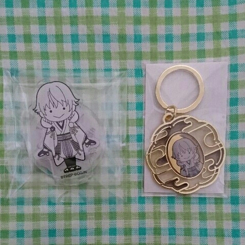 【格安，2025】 刀剣乱舞 刀オケ 宴奏会 ステンドグラスキーホルダー アクリルスタンド 鶴丸(コミック、アニメグッズ)｜売買されたオークション情報、yahooの商品情報をアーカイブ公開 - オークファン その他