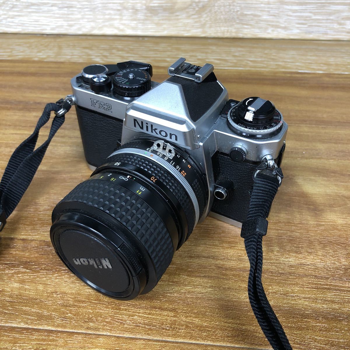 ジャンク品！Nikon fe2 + 35-70 lens ，レンズカビあり、他は点検して