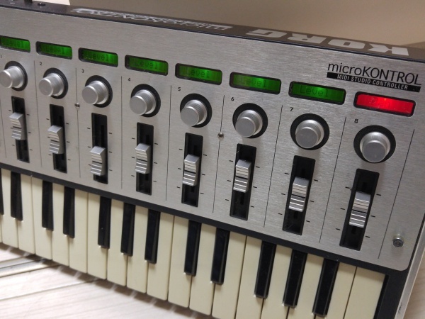 KORG コルグ MC-1 microKONTROL MIDIコントローラー 取説付