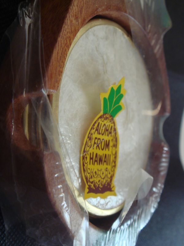 未使用　ハワイ産コースター　4枚　パイナップルの入れ物付き　_3