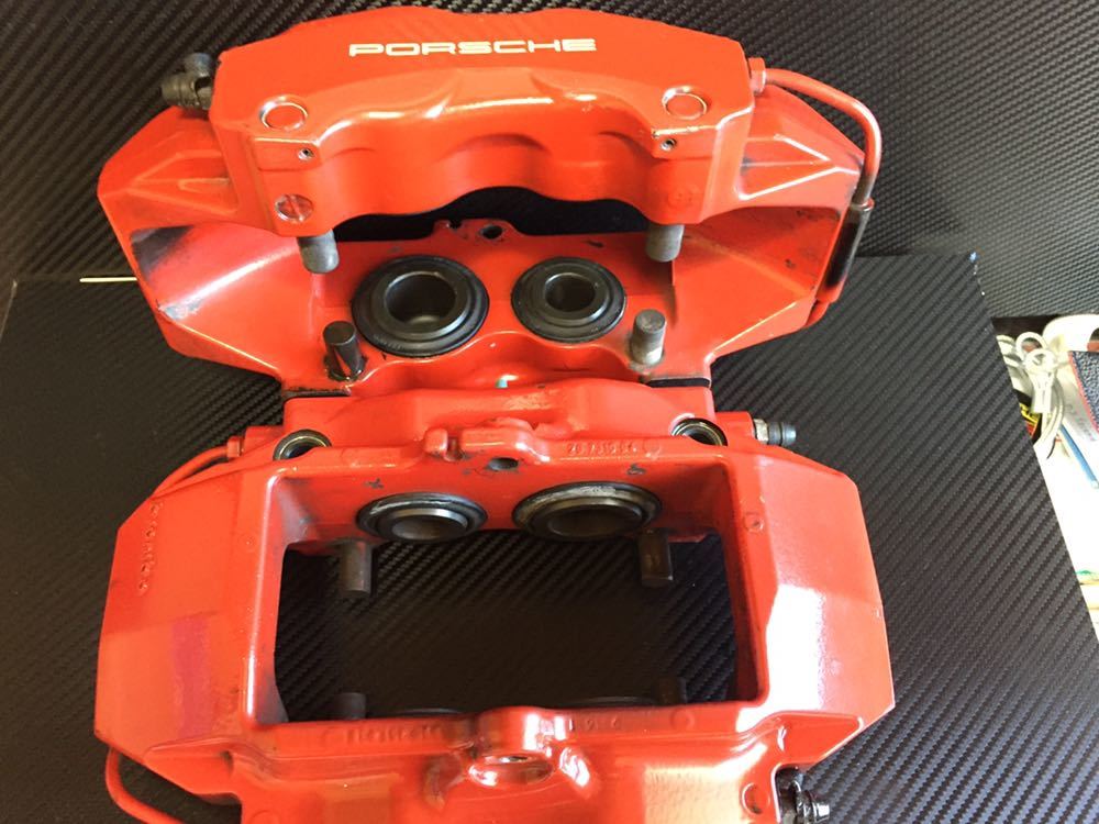 ポルシェ 996 GT3 フロントキャリパー