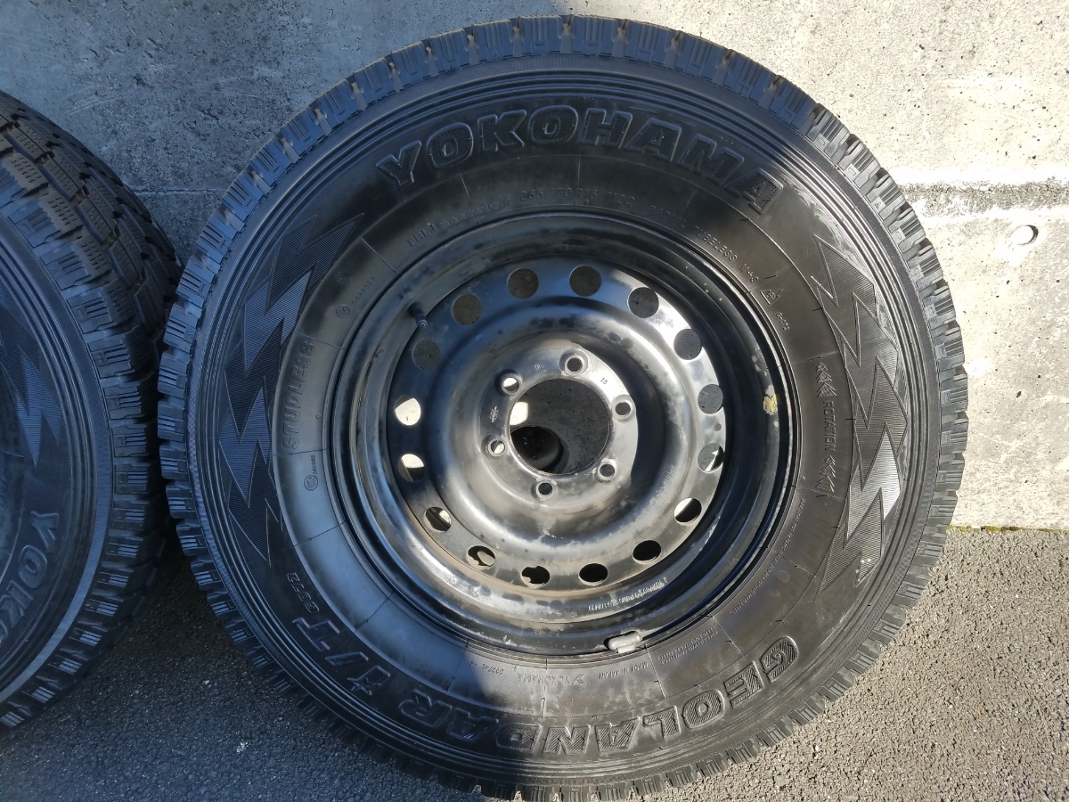265/70R16 スタッドレスタイヤ&スチールホイール4本セット　PCD139.7 6穴　タンドラ　FJクルーザー　タホ　サバーバン等