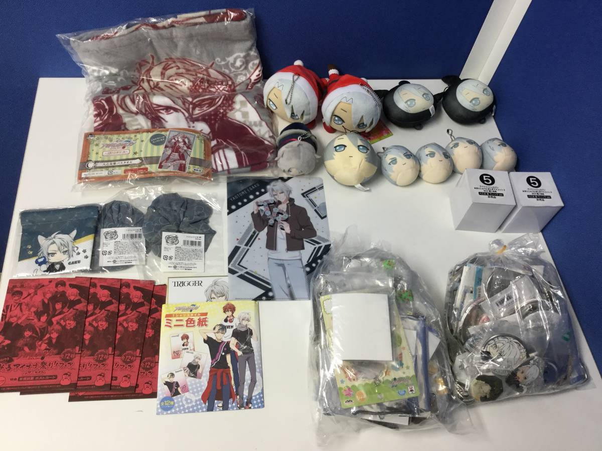 訳あり)アイドリッシュセブン 八乙女楽 缶バッジ/アクリルキーホルダー 