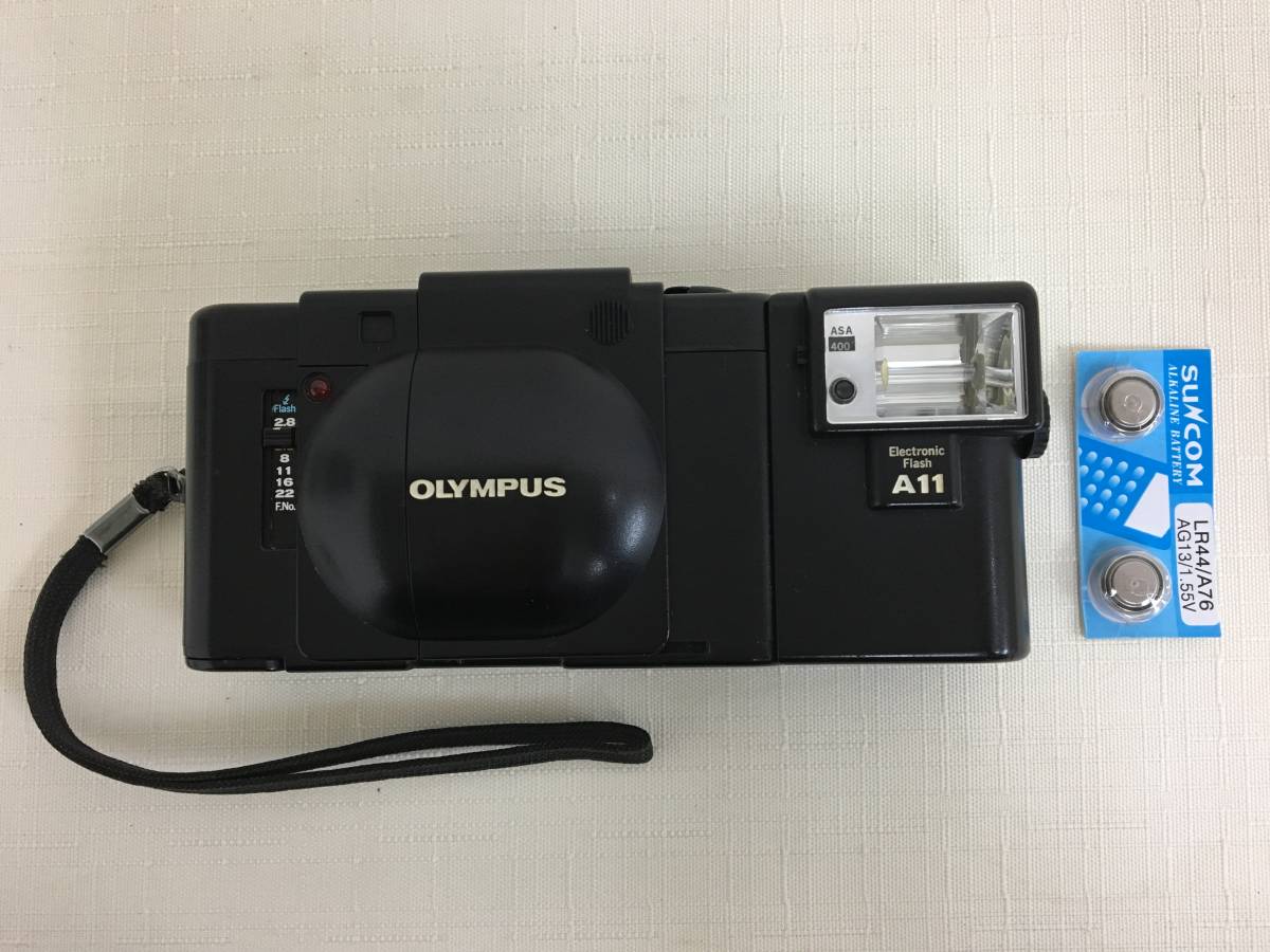 OLYMPUS オリンパス XA F.ZUIKO 1:2.8 f=35mm ＋ A11 Electronic Flash フラッシュ コンパクト フィルム カメラ ★本体電池、ストラップ付
