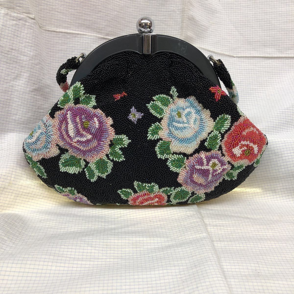 ビーズバッグ アンティークビーズ編みフランス薔薇のバッグ19×19cm 