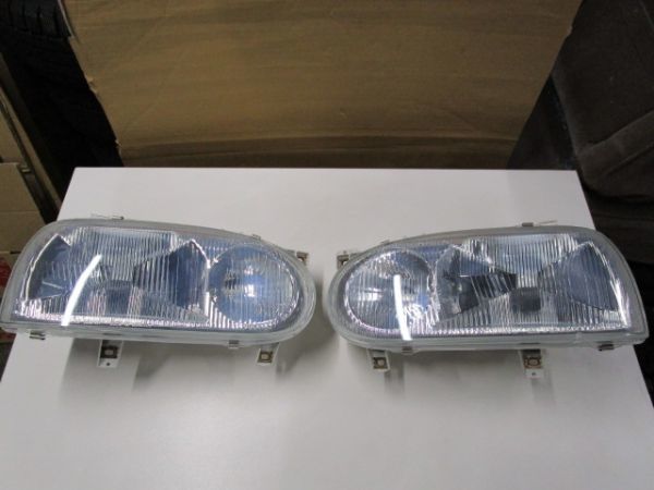 VW 96年　フォルクスワーゲン　ゴルフ3　ヘッドライト　左右セット　新品　未使用　希少