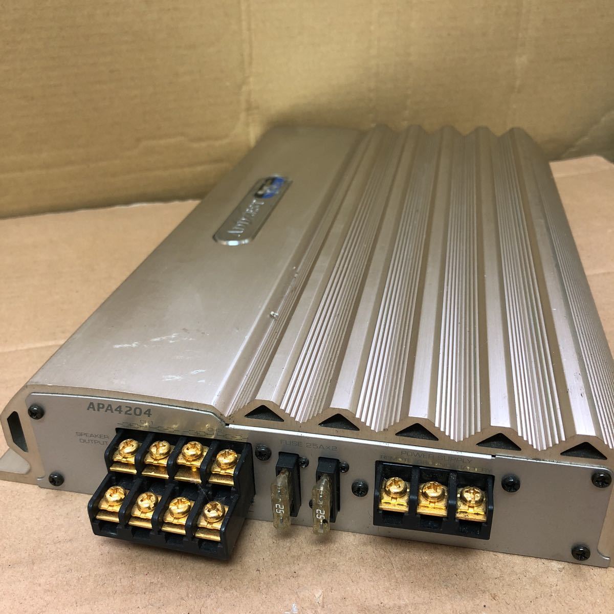 AZZEST アゼスト APA4204 パワーアンプ 商品詳細90w ADDZEST パワー 