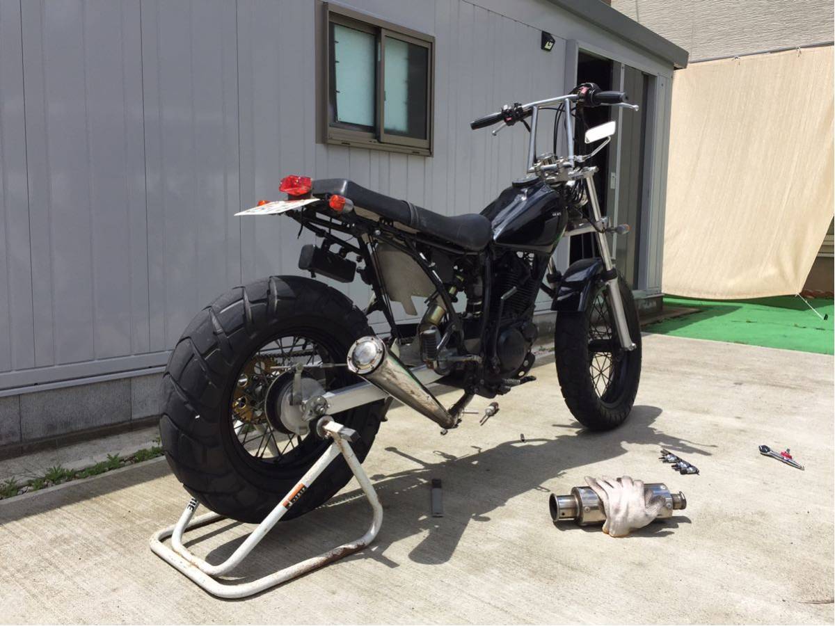 スーパートラップマフラー tw アップマフラー TW200 スーパートラップ 