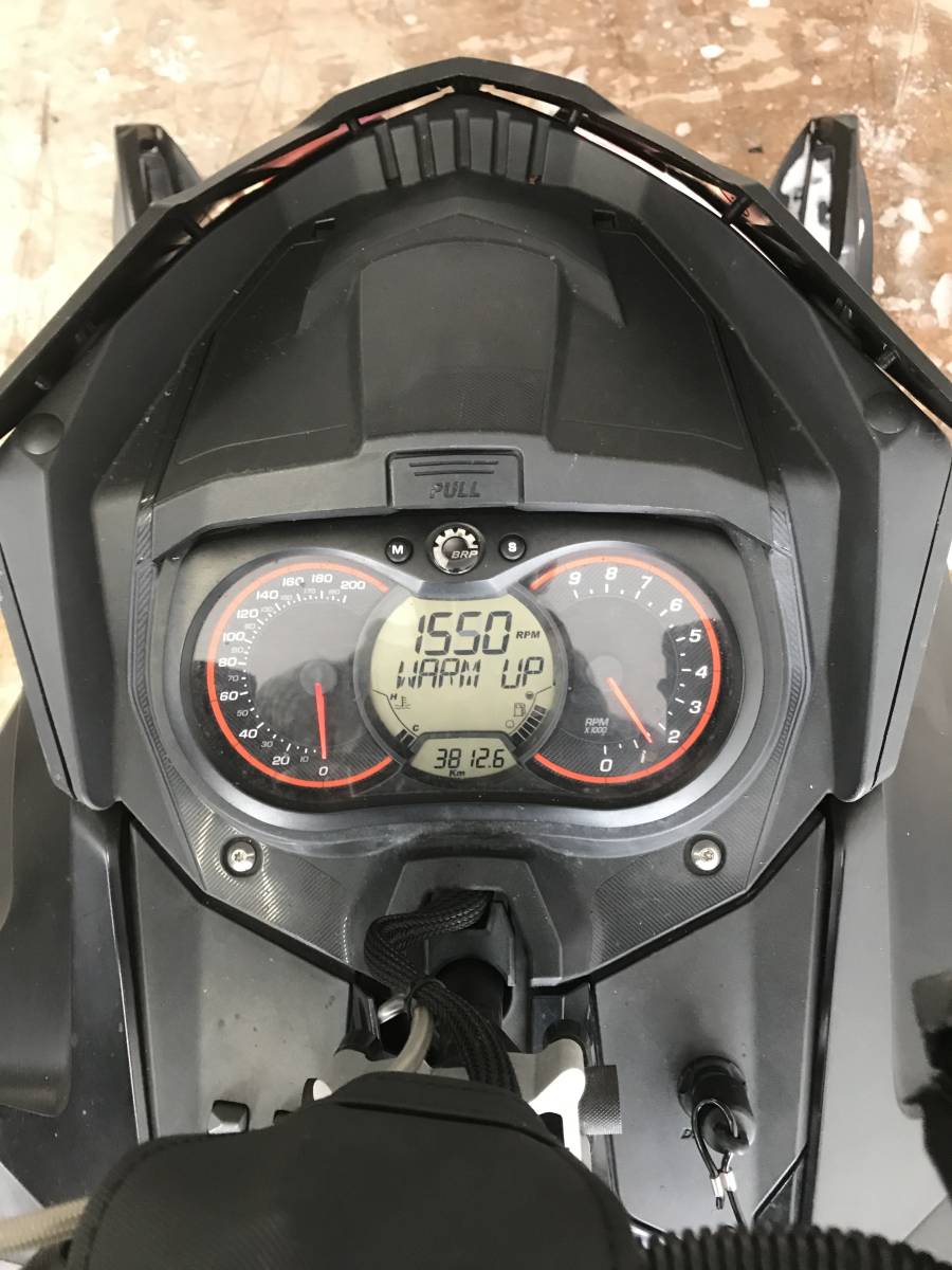 ski-doo 163 xm 2014 スノーモービルの入札履歴 - 入札者の順位